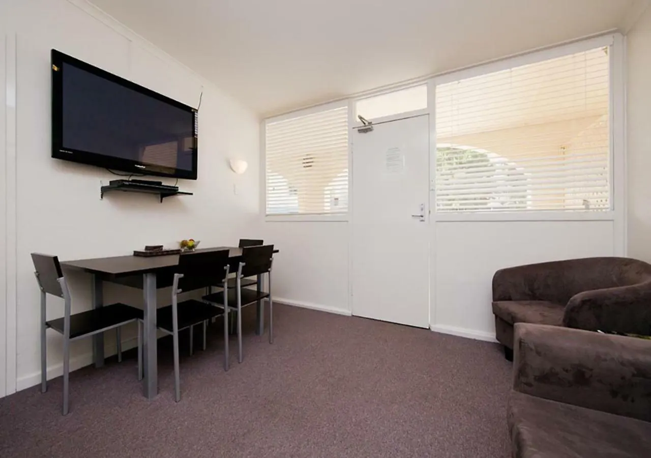 Canberra Short Term And Holiday Accommodation 3*,  Australia