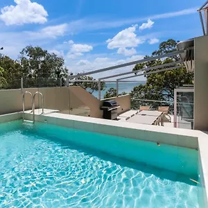 https://little-cove-court.hotelssunshinecoast.net