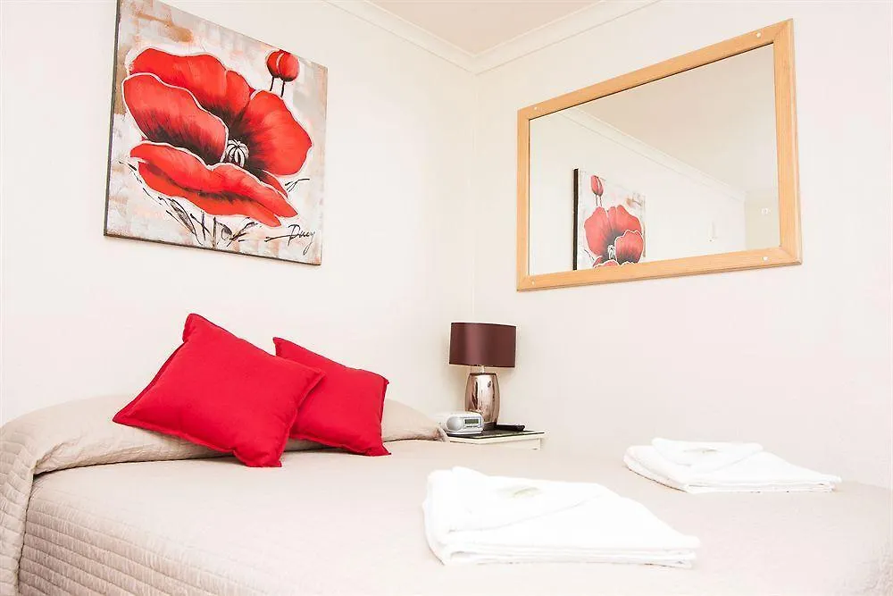 Canberra Short Term And Holiday Accommodation Lägenhetshotell